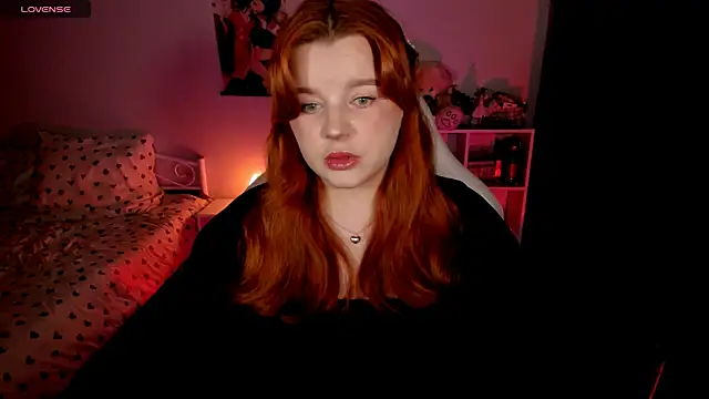  Lisa x online show from 10/19/25, 03:45