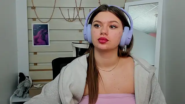 Josephine Kiss online show from 01/19/25, 11:01