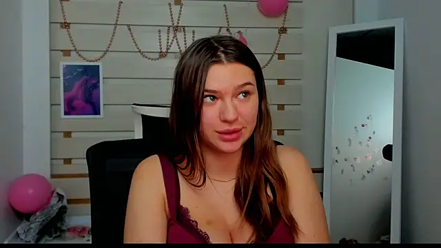 Josephine Kiss online show from 02/12/25, 10:37