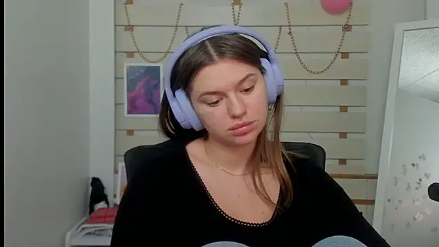 Josephine Kiss online show from 02/23/25, 10:28