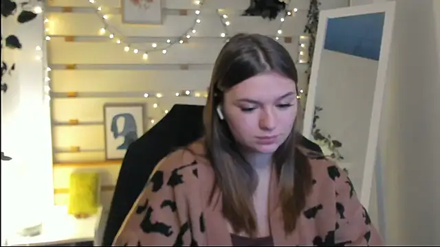 Josephine Kiss online show from 03/02/26, 12:34