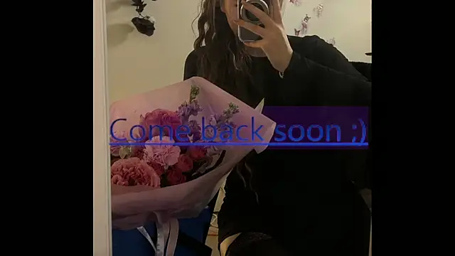 Snapshot of Josephine_Kiss chatting on 07/17/26, 06:20 Josephine Kiss online show from 07/17/26, 06:20