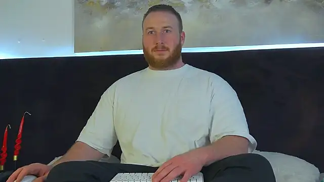 Snapshot of RoddyStill chatting on 03/10/25, 08:37 RoddyStill online show from 03/10/25, 08:37