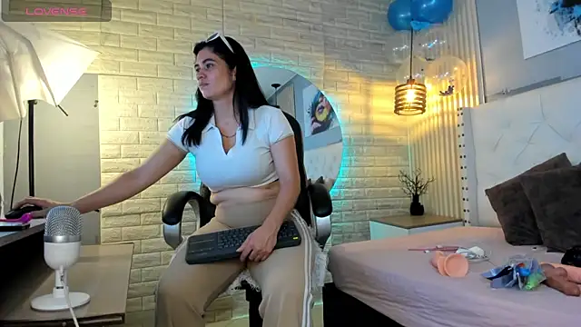 sussy  stone online show from 06/13/26, 11:52