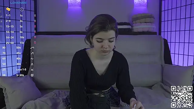 Snapshot of Mary_Shake chatting on 03/22/25, 10:04 Mary Shake online show from 03/22/25, 10:04