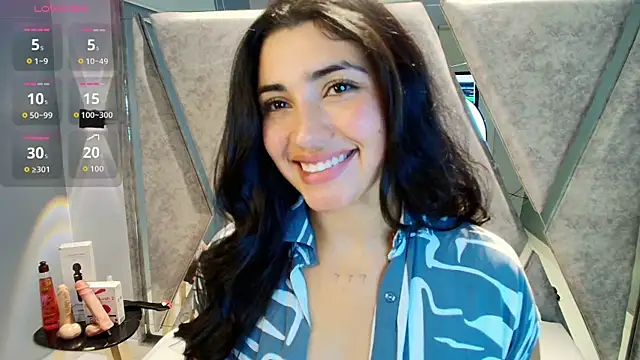 Snapshot of Danna_777_ chatting on 12/22/25, 04:26 Danna 777 online show from 12/22/25, 04:26
