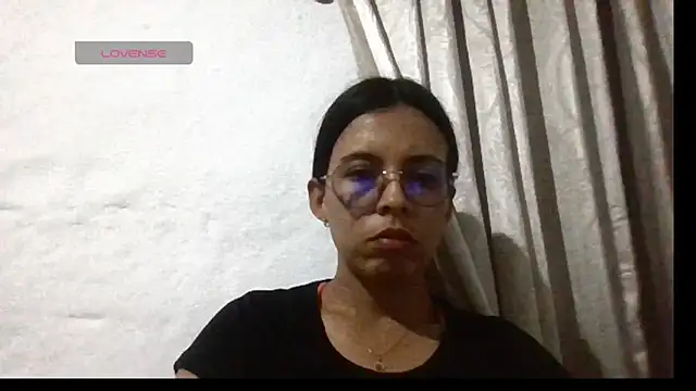 Snapshot of stefany_sexxx chatting on 02/22/26, 11:47 stefany sexxx online show from 02/22/26, 11:47