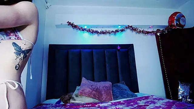 Snapshot of Tifanny_Sweett chatting on 12/29/24, 10:47 Tifanny Sweett online show from 12/29/24, 10:47