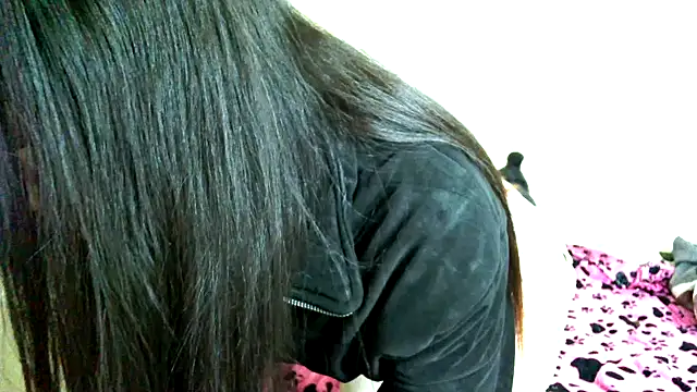 Snapshot of Tifanny_Sweett chatting on 04/24/26, 07:00 Tifanny Sweett online show from 04/24/26, 07:00