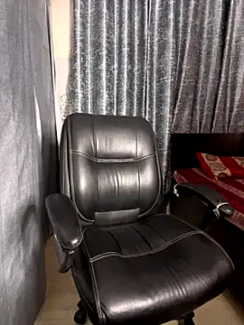 Ritu-Babe online show from 10/12/25, 07:57