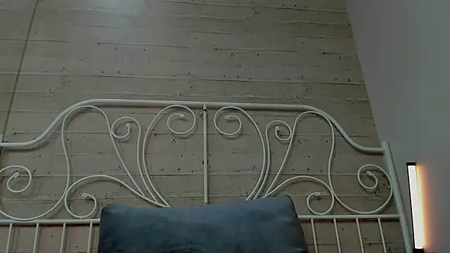 Snapshot of Whitney_Svonn chatting on 02/28/25, 07:14 Whitney Svonn online show from 02/28/25, 07:14