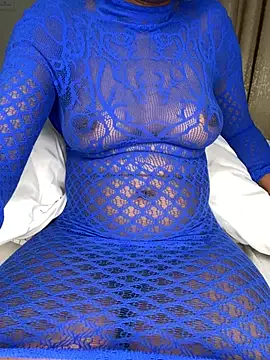 Snapshot of Ravishing_Rubi chatting on 03/24/26, 03:55 Ravishing Rubi online show from 03/24/26, 03:55