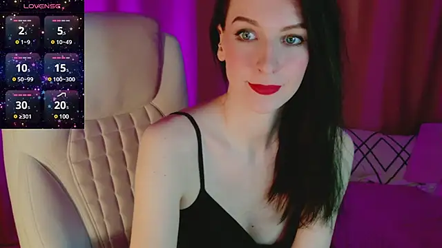 Snapshot of AndreaAshton chatting on 02/21/25, 04:26 AndreaAshton online show from 02/21/25, 04:26