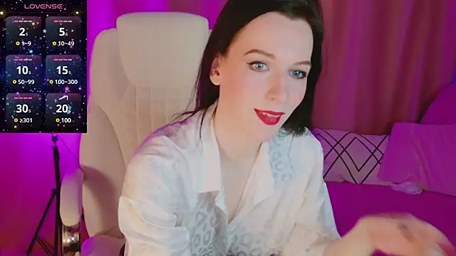 Snapshot of AndreaAshton chatting on 02/22/25, 05:02 AndreaAshton online show from 02/22/25, 05:02