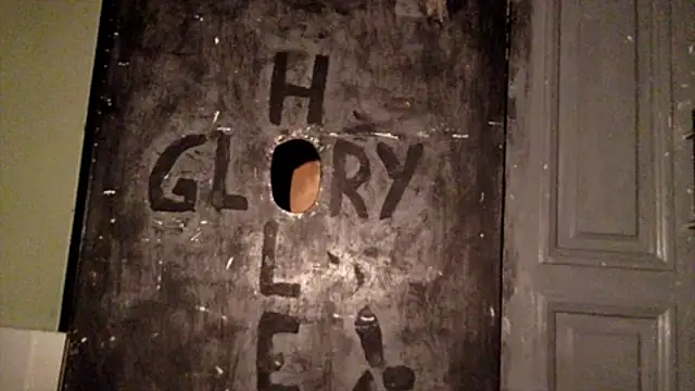 Snapshot of TweakyDude chatting on 10/15/25, 10:54 TweakyDude online show from 10/15/25, 10:54