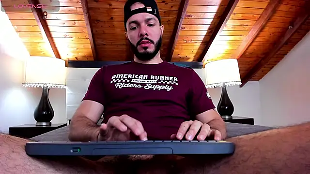 Tom Bailey online show from 01/18/26, 01:04