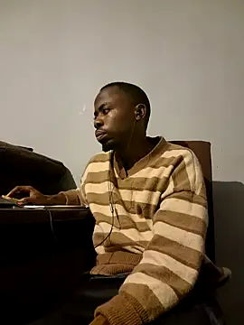 Snapshot of Diatribe43 chatting on 03/20/26, 10:58 Diatribe43 online show from 03/20/26, 10:58