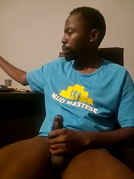 Snapshot of Diatribe43 chatting on 04/07/26, 11:59 Diatribe43 online show from 04/07/26, 11:59