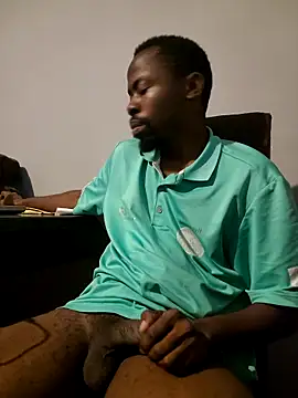 Snapshot of Diatribe43 chatting on 04/14/26, 11:33 Diatribe43 online show from 04/14/26, 11:33