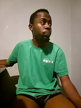 Snapshot of Diatribe43 chatting on 04/25/26, 10:40 Diatribe43 online show from 04/25/26, 10:40