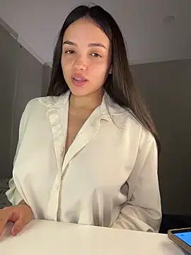 Snapshot of MisFrekcles_ chatting on 02/25/26, 10:25 MisFrekcles online show from 02/25/26, 10:25