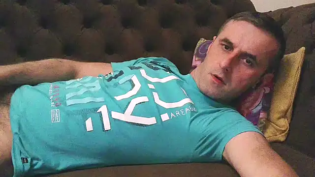 Snapshot of stevenpit chatting on 03/13/25, 07:06 stevenpit online show from 03/13/25, 07:06