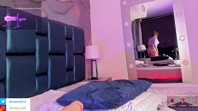 Snapshot of ALONDRAMILF chatting on 11/09/25, 02:10 ALONDRAMILF online show from 11/09/25, 02:10