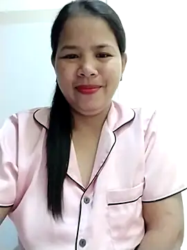 Snapshot of Lanyingxin18 chatting on 11/21/25, 11:03 Lanyingxin18 online show from 11/21/25, 11:03