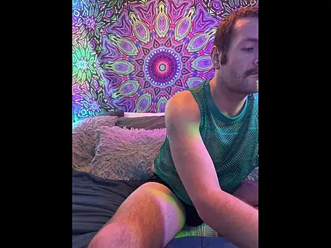 Snapshot of Jackjack716 chatting on 04/19/26, 04:45 Jackjack716 online show from 04/19/26, 04:45