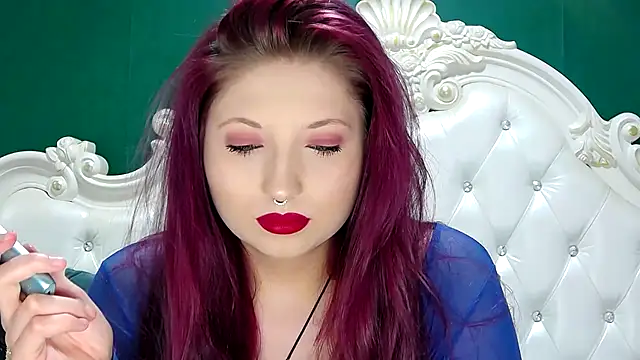 ArielBurn online show from 12/04/25, 10:29