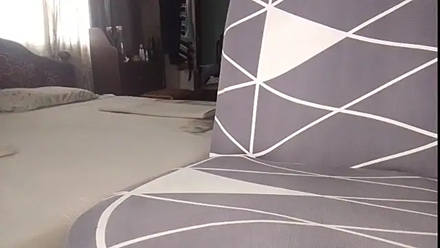 Naughty Ratty online show from 04/10/26, 11:59