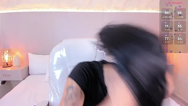 JessyEvans online show from 04/14/26, 07:31