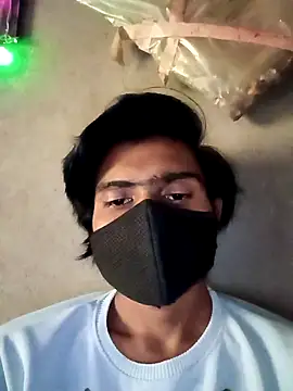 Snapshot of Yasha_14C_Creator chatting on 11/07/25, 06:57 Yasha 14C Creator online show from 11/07/25, 06:57