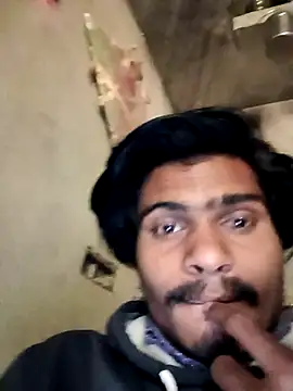 Snapshot of Yasha_14C_Creator chatting on 11/16/25, 04:51 Yasha 14C Creator online show from 11/16/25, 04:51