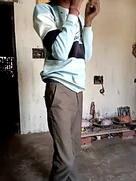 Snapshot of Yasha_14C_Creator chatting on 04/20/26, 06:27 Yasha 14C Creator online show from 04/20/26, 06:27