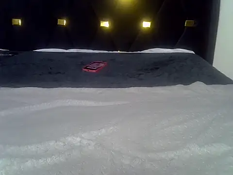 Snapshot of Its_tyra chatting on 03/12/26, 05:57 Its tyra online show from 03/12/26, 05:57