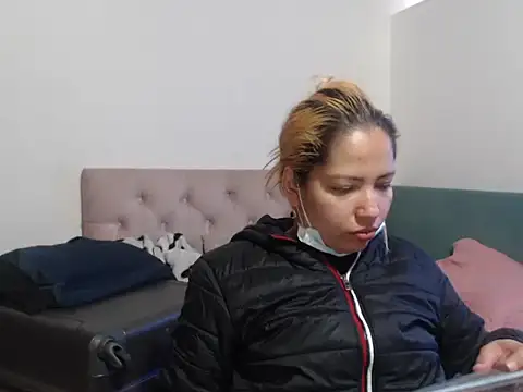 THEBOSSLARA online show from 03/10/26, 04:56