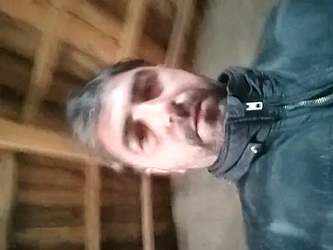 Snapshot of Muratcanik44 chatting on 03/27/26, 11:10 Muratcanik44 online show from 03/27/26, 11:10