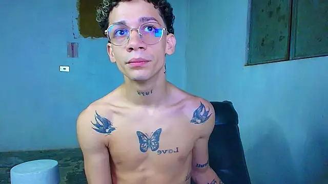 Snapshot of mateodeamjo chatting on 03/08/26, 01:14 mateodeamjo online show from 03/08/26, 01:14