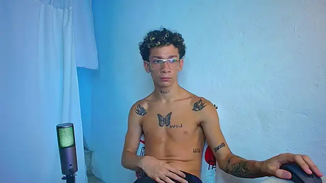 Snapshot of mateodeamjo chatting on 04/09/26, 06:19 mateodeamjo online show from 04/09/26, 06:19