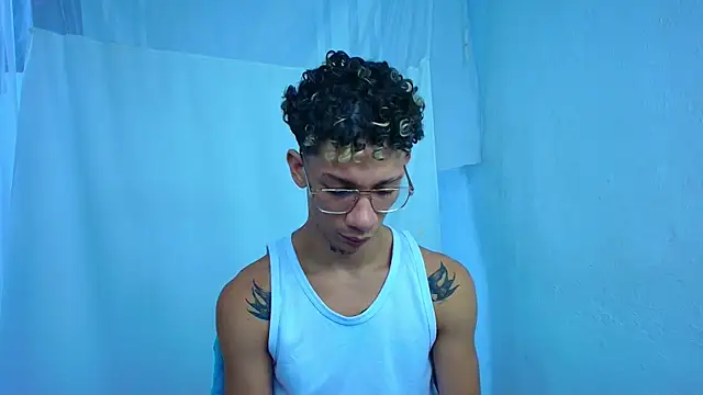 Snapshot of mateodeamjo chatting on 04/16/26, 02:34 mateodeamjo online show from 04/16/26, 02:34