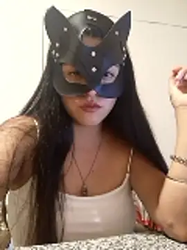 MaluZukii online show from 04/11/26, 05:12