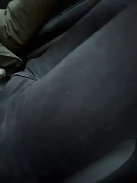 Snapshot of Public_sexyxxx chatting on 02/22/25, 06:39 Public sexyxxx online show from 02/22/25, 06:39