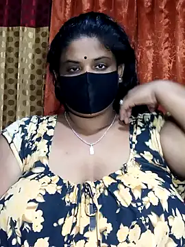 Snapshot of Dusto_Meye chatting on 12/14/24, 11:39 Dusto Meye online show from 12/14/24, 11:39