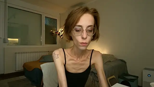 Snapshot of amber_quell_here chatting on 06/28/26, 03:18 amber quell here online show from 06/28/26, 03:18