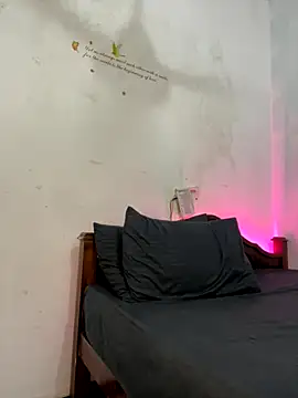 Angel Zaara online show from 11/17/25, 03:40