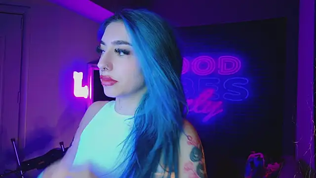 Snapshot of AriaVoss chatting on 01/08/25, 09:34 AriaVoss online show from 01/08/25, 09:34