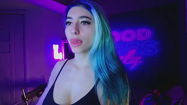 Snapshot of AriaVoss chatting on 01/27/25, 07:24 AriaVoss online show from 01/27/25, 07:24