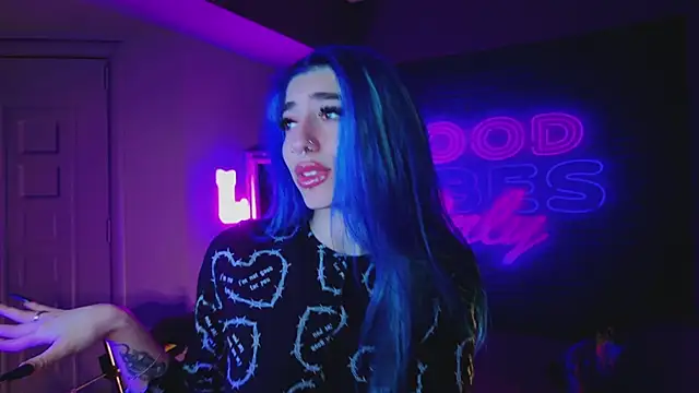 Snapshot of AriaVoss chatting on 01/28/25, 08:47 AriaVoss online show from 01/28/25, 08:47