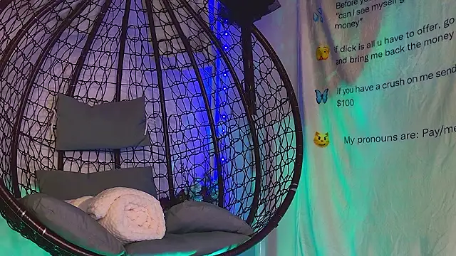 Snapshot of AriaVoss chatting on 03/26/26, 10:26 AriaVoss online show from 03/26/26, 10:26